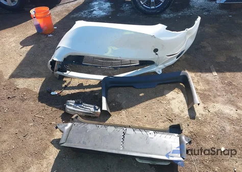 2023 Tesla Model Y Awd/Long Range Dual Motor All-Wheel Drive из США, поврежденный, VIN 7SAYGDEE4PA070722